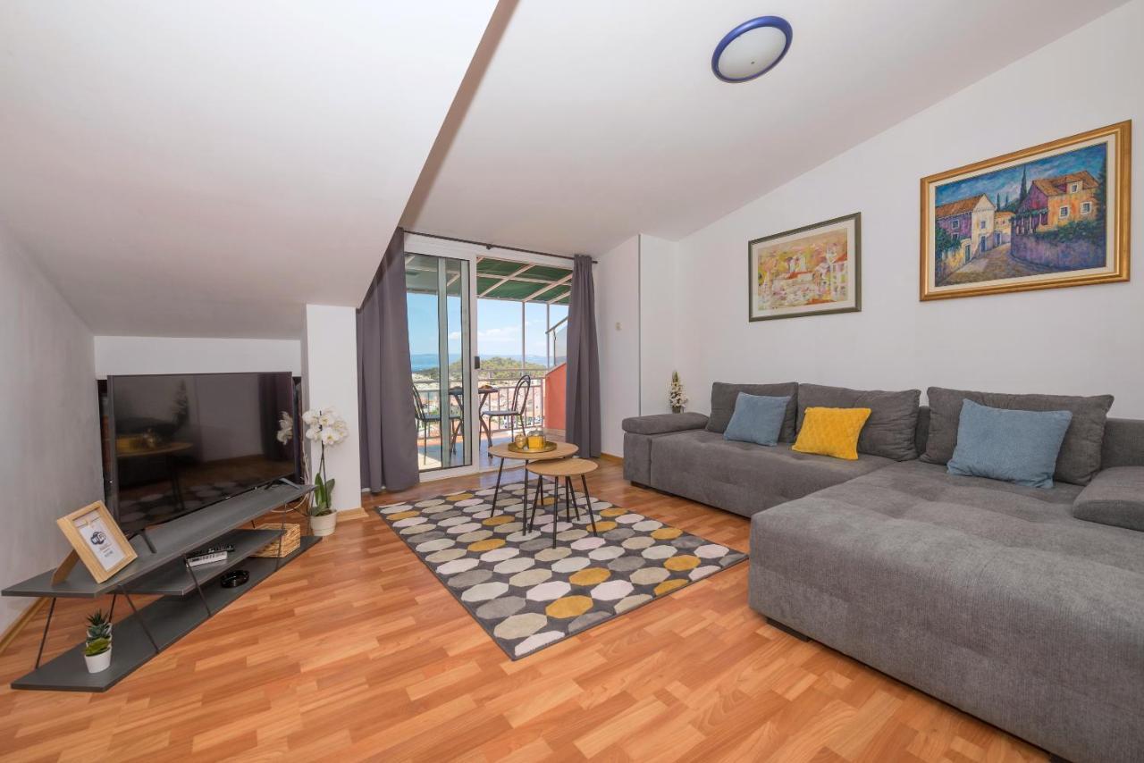 Apartments Zoka Makarska Eksteriør bilde