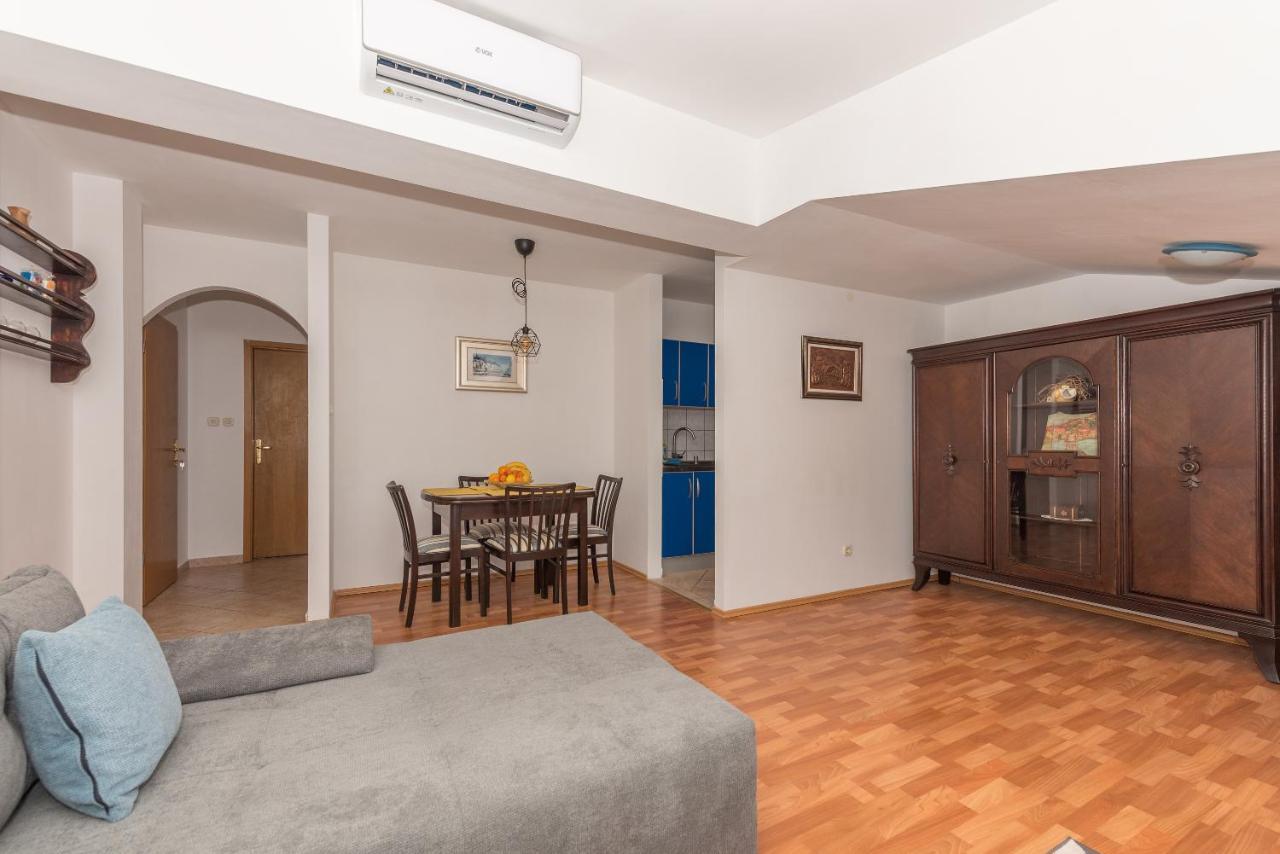 Apartments Zoka Makarska Eksteriør bilde