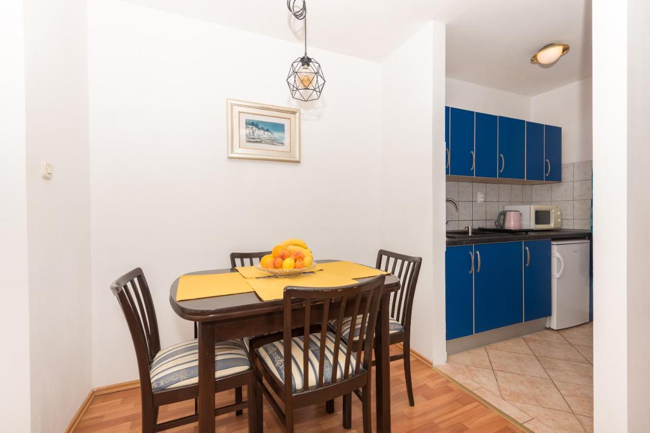 Apartments Zoka Makarska Eksteriør bilde